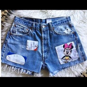 Levi’s Disney Minnie Mouse High Waist Shorts